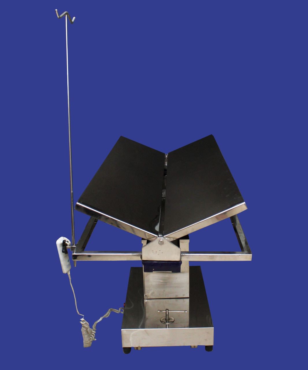 Chetak V electric vet OT table